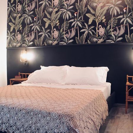 Bed and Breakfast Le Stanze Dello Scirocco Катания Экстерьер фото