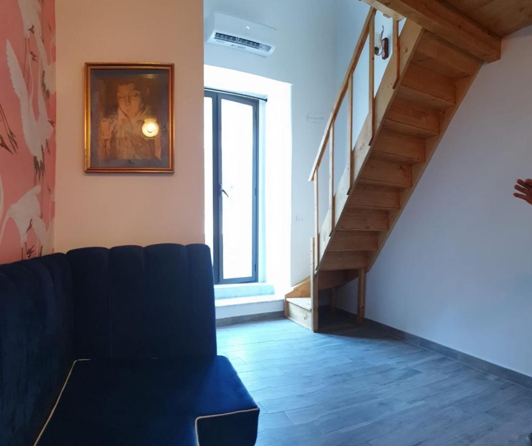 Bed and Breakfast Le Stanze Dello Scirocco Катания Экстерьер фото